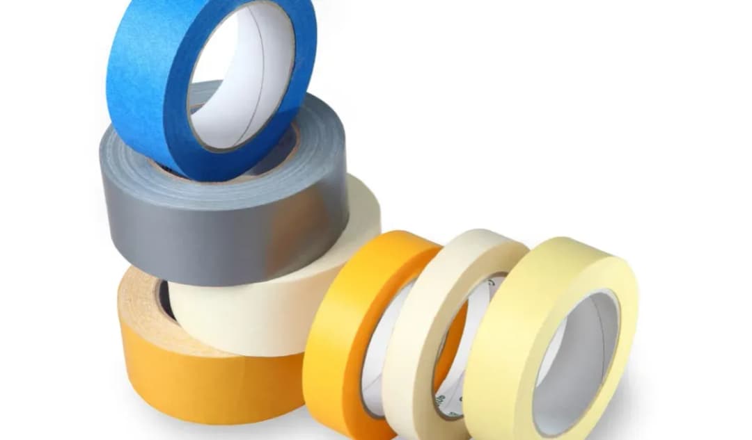 Skuteczne sposoby na usunięcie taśmy dwustronnej z podłogi bez uszkodzeń